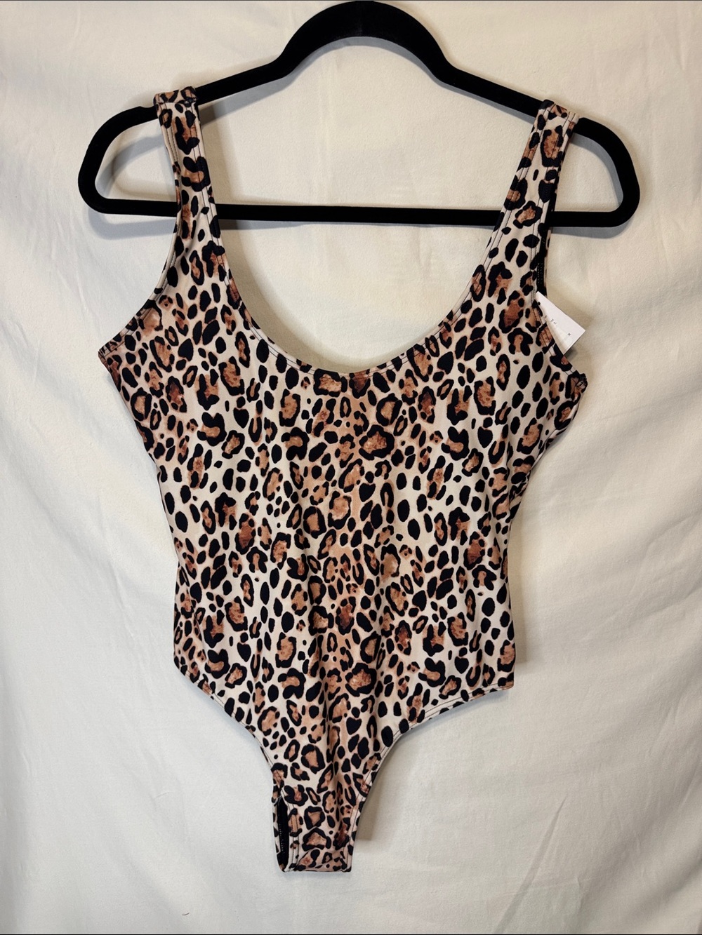 Smart & Sexy Leopard Print One piece Swimsuit/bodysuit NWT Size Medium.